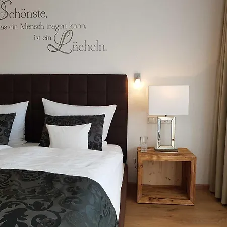 Hubertushof Apartmán *