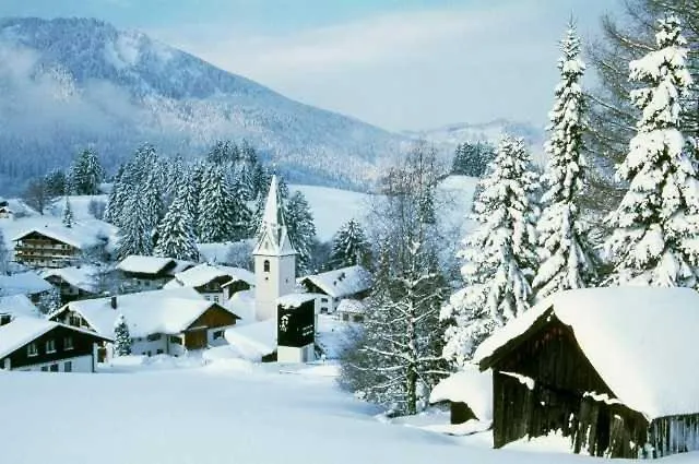 Hubertushof Apartmán *